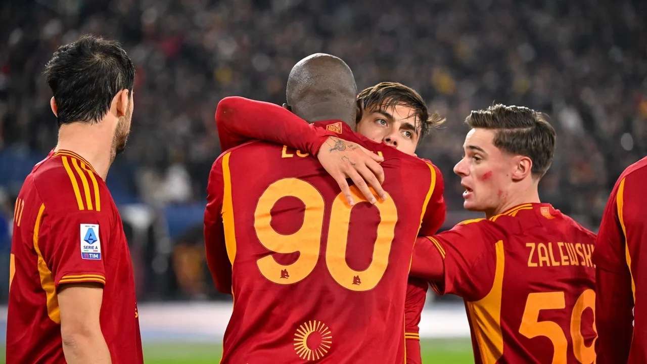 卢卡库转会伊斯坦布尔巴萨克赛季