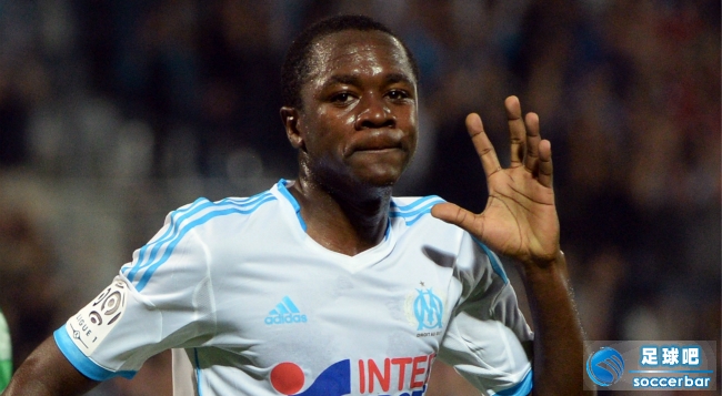 包含瓦伦西亚引进年轻法甲球员，提高实力的词条