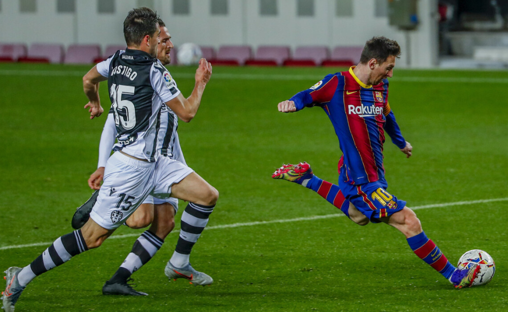 太阳城网址-独立大战圣塔克鲁斯，抢夺西甲季军位置的简单介绍